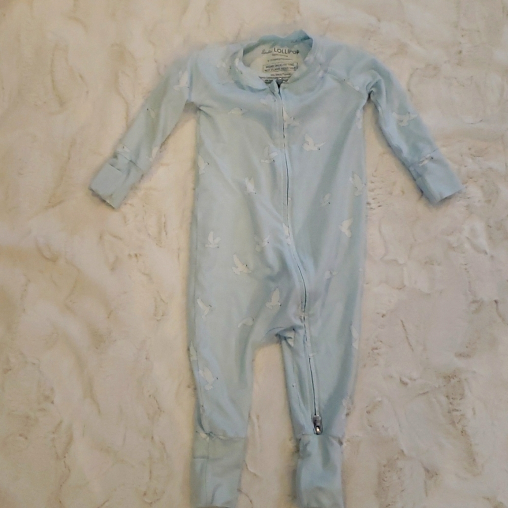 Loulou Lollipop soft and stretchy baby girls sleeper 6-12 months